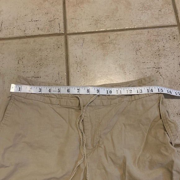 Old Navy Tan Linen Blend Capris, Size 6 - Picture 4 of 6